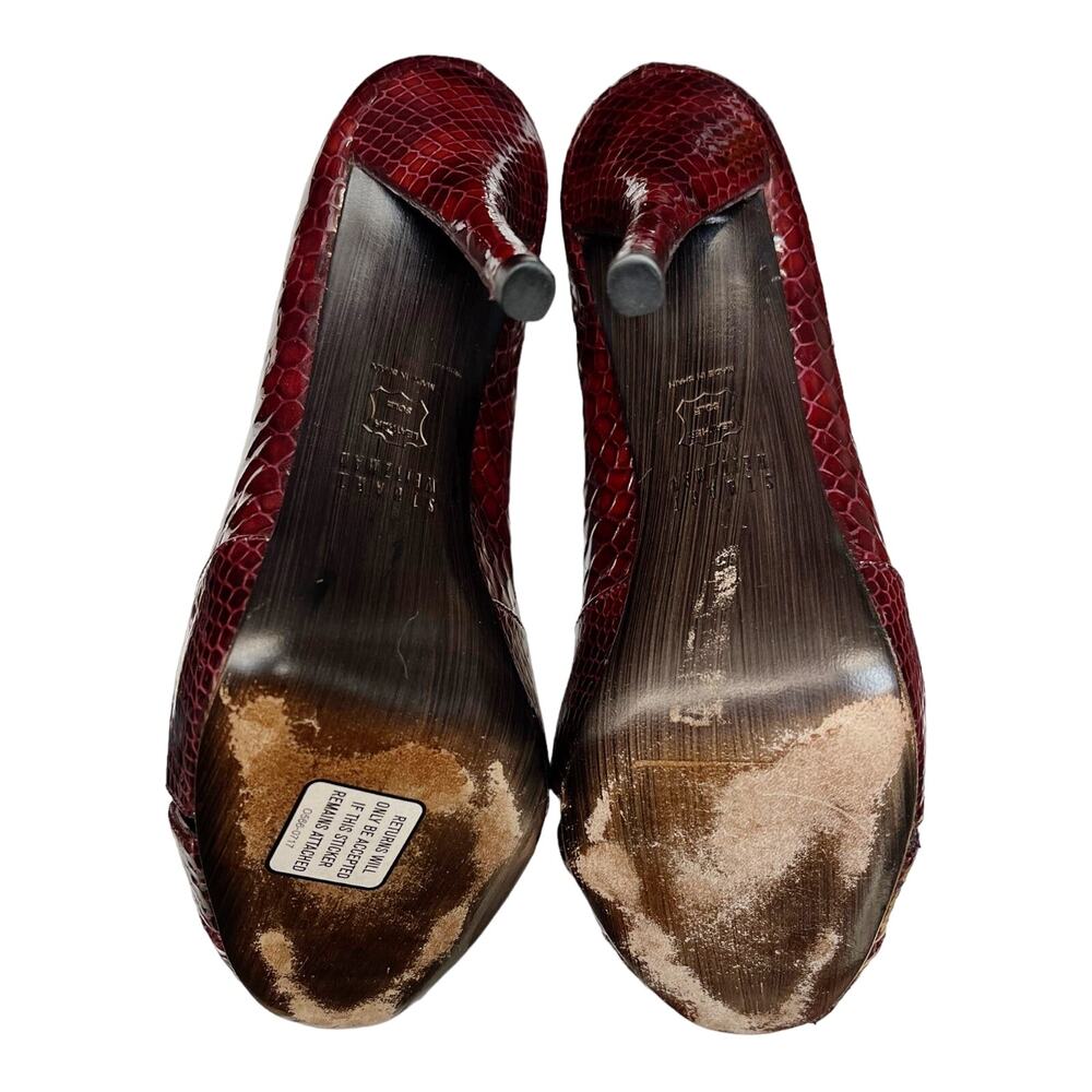 STUART WEITZMAN Embossed Leather Pumps Red Peep Toe Stiletto Heel Spain EUC 6.5M - Picture 6 of 11